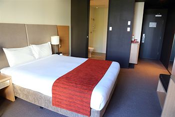 Alpha Hotel Eastern Creek - Maitland Accommodation 21
