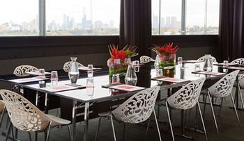 Art Series - The Cullen - Maitland Accommodation 43