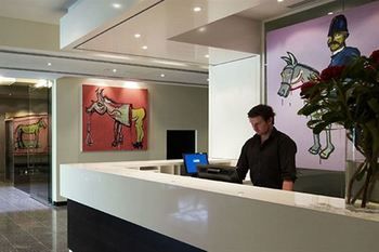 Art Series - The Cullen - Maitland Accommodation 45