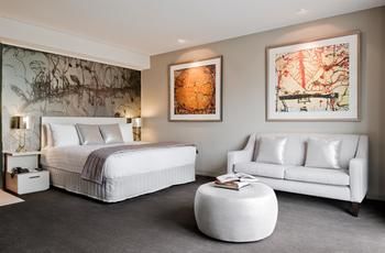 Art Series - The Olsen - Maitland Accommodation 51