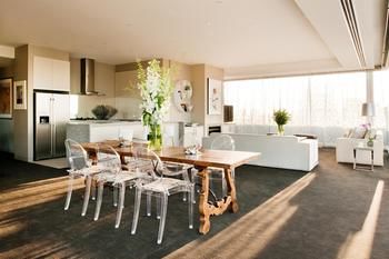 Art Series - The Olsen - Maitland Accommodation 52