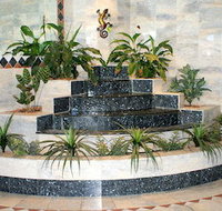 Beachside Resort - Kawana Waters - Maitland Accommodation