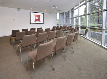 Ibis Melbourne Glen Waverley - Maitland Accommodation 9