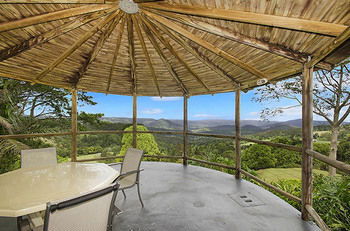 Artisan Spa Views - Maitland Accommodation 5