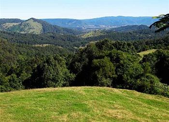 Artisan Spa Views - Maitland Accommodation 0