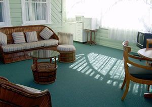 La Maison Boutique - Maitland Accommodation 21