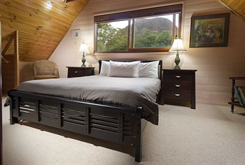 Glass House Mountains Ecolodge - Maitland Accommodation 16