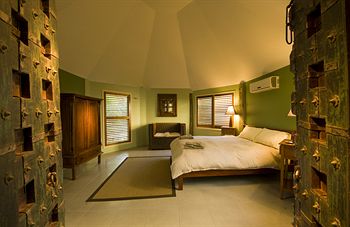 Glass House Mountains Ecolodge - Maitland Accommodation 22