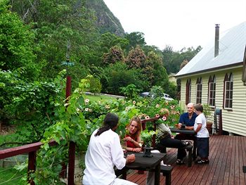 Glass House Mountains Ecolodge - Maitland Accommodation 5