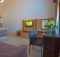 Bondi Beach Holiday Apartments - Maitland Accommodation