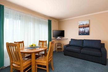 Best Western Fawkner Suites & Serviced Apartments - Maitland Accommodation 55