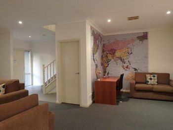 Apartments @ Kew Walpole Gardens - Kew Serviced Townhouses - Maitland Accommodation 19