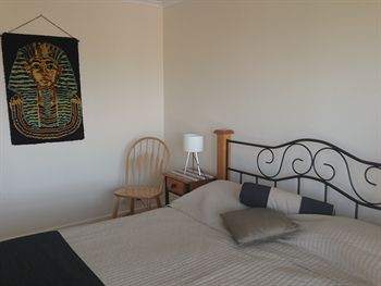 Australian Home Away @ Box Hill 21 - Maitland Accommodation 3