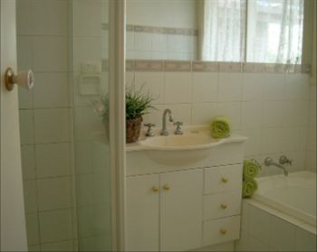 Australian Home Away @ Doncaster Grange Park - Maitland Accommodation 0