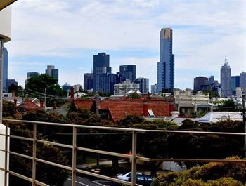 Albert Road Serviced Apartments - Maitland Accommodation 6
