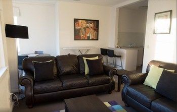 Albert Road Serviced Apartments - Maitland Accommodation 15