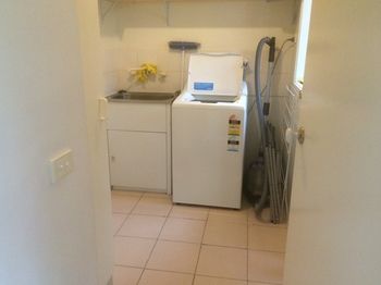 Australian Home Away Ringwood @ Bardia - Maitland Accommodation 7