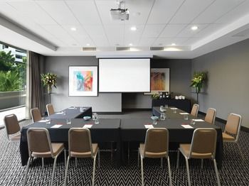 Adina Apartment Hotel Sydney Airport - Maitland Accommodation 28