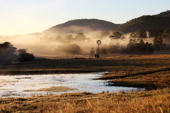 Yabbaloumba Retreat - Maitland Accommodation 17