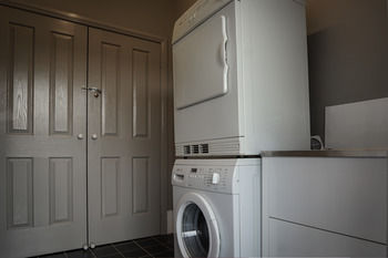 Akuna Motor Inn And Apartments - Maitland Accommodation 20