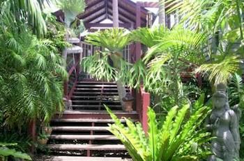 Maleny Tropical Retreat Balinese B&b - Maitland Accommodation 0
