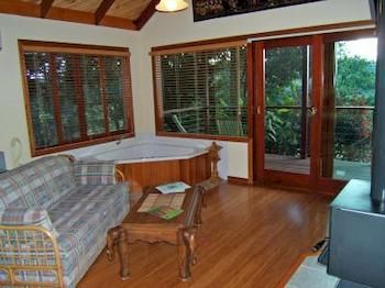 Maleny Tropical Retreat Balinese B&b - Maitland Accommodation 6