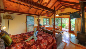 Maleny Tropical Retreat Balinese B&b - Maitland Accommodation 13