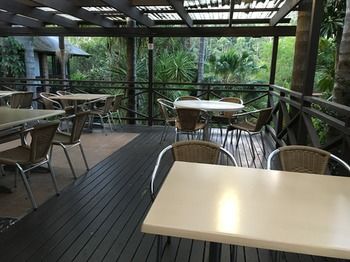 Avoca Beach Hotel & Resort - Maitland Accommodation 8