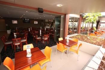 Peden's Hotel - Maitland Accommodation 1