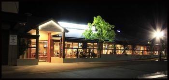 Peden's Hotel - Maitland Accommodation 4