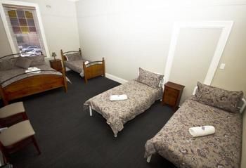 Peden's Hotel - Maitland Accommodation 6