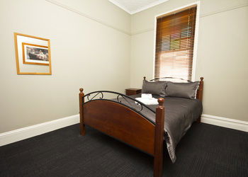 Peden's Hotel - Maitland Accommodation 10