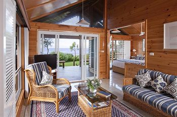 Kims Beachside Lodges - Maitland Accommodation 6