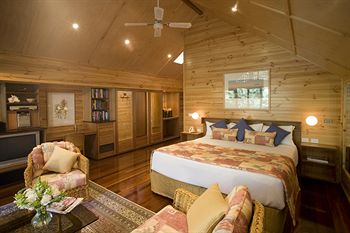 Kims Beachside Lodges - Maitland Accommodation 13