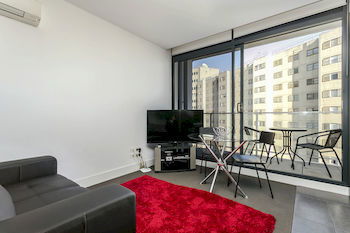Amazing Accommodations South Yarra - Maitland Accommodation 9