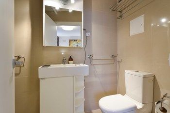 CBD Vistas - Maitland Accommodation 1