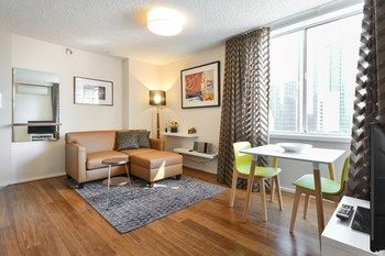 CBD Vistas - Maitland Accommodation 12