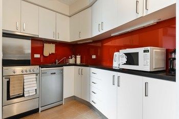 CBD Vistas - Maitland Accommodation 14