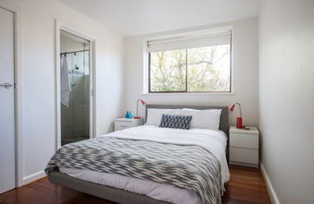 Apartment2c - Carnaby - Maitland Accommodation 1