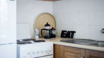 Apartment2c - Somerset - Maitland Accommodation 2