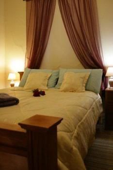 A Settler's Cottage - Maitland Accommodation 1