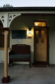 A Settler's Cottage - Maitland Accommodation 3