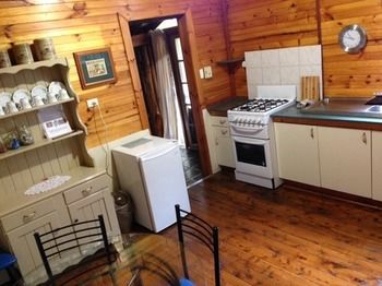 A Settler's Cottage - Maitland Accommodation 8