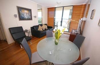 Homebush 122 Ben Furnished Apartment - Maitland Accommodation 5