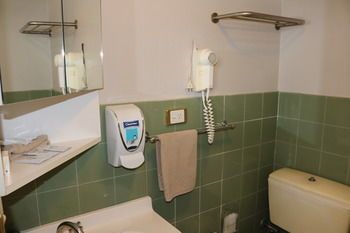 The Hermitage Motel - Maitland Accommodation 0