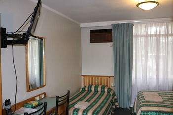 The Hermitage Motel - Maitland Accommodation 14