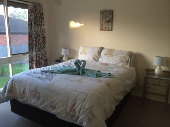 Australian Home Away At East Doncaster - Maitland Accommodation 3