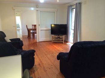 Australian Home Away At East Doncaster - Maitland Accommodation 13