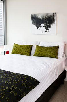 AKOM Melbourne - Maitland Accommodation 0