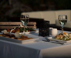 Waterloo Bay Hotel - Maitland Accommodation 1